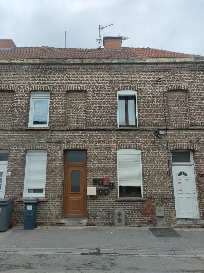 Studio "Sous Les Toits", Proche Hyper Centre Et Commerces ! Valenciennes Extérieur photo